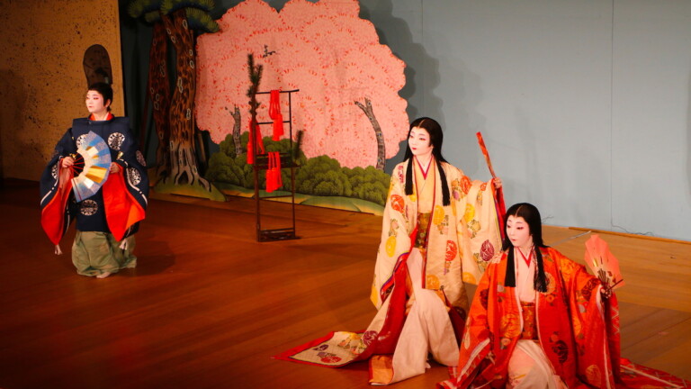 熱海芸妓見番(徒歩8分) 日本の芸者のショー